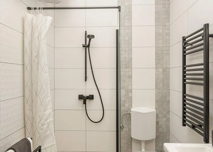 Howlit * بودابست