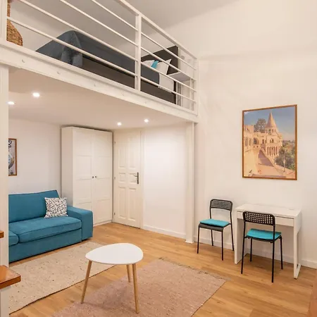 Howlit Apartament
